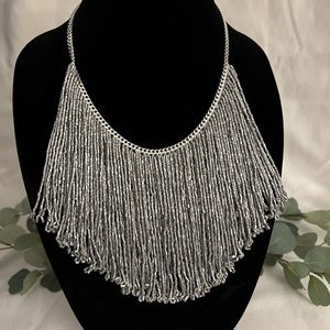 Gorgeous silver collar necklace NEW! Free Shipping